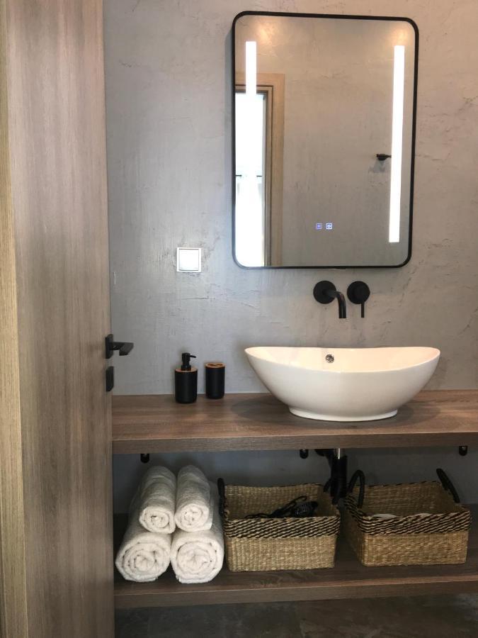 Anastasia Luxury Suites 2 Tolo Ngoại thất bức ảnh